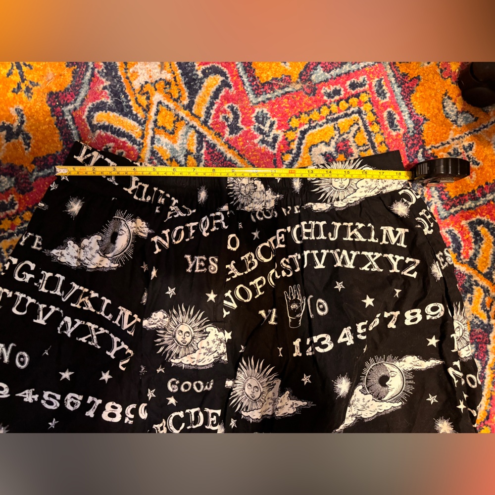 1x Folter Glow-in-the-Dark Ouija Board skirt - Picture 7 of 7